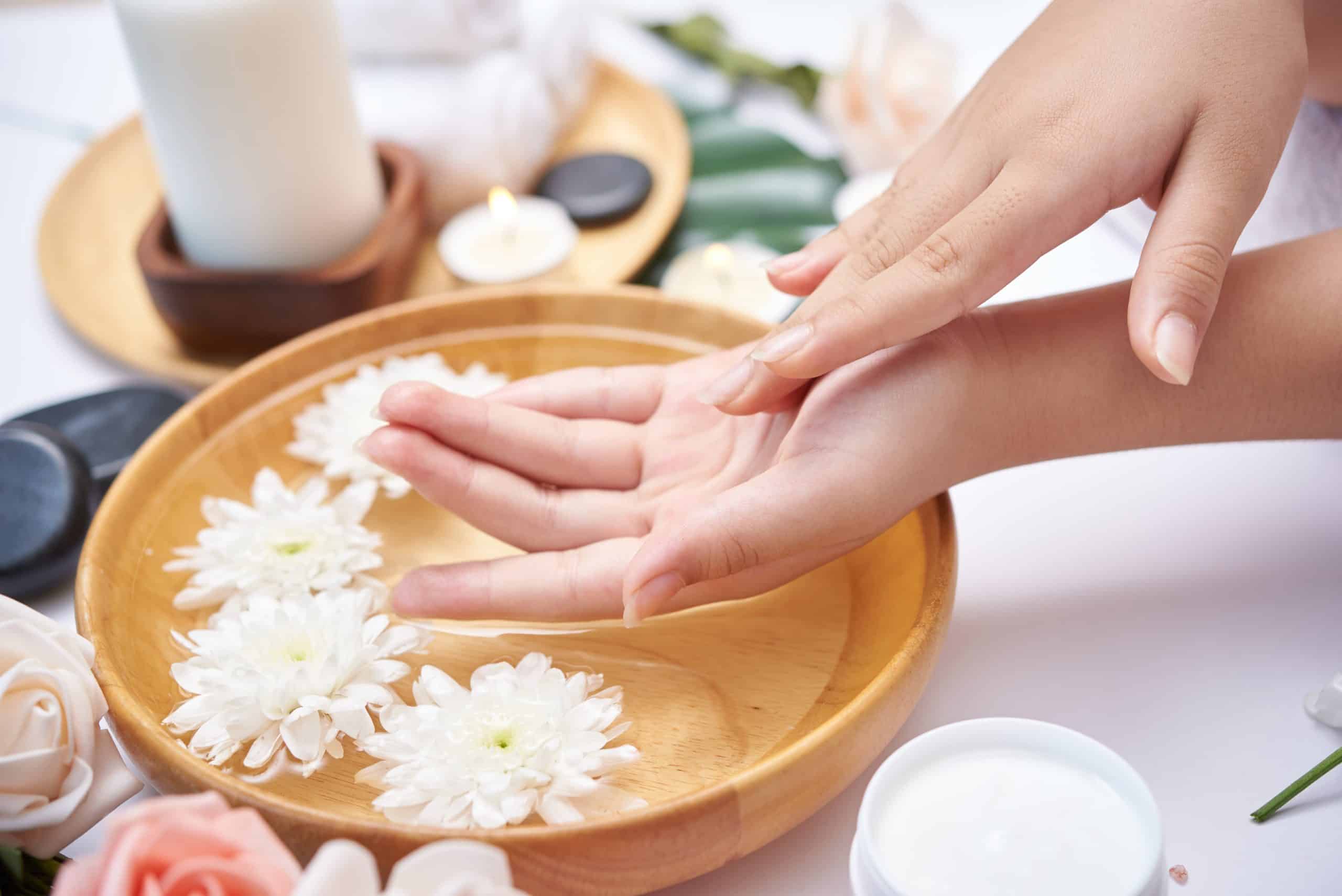 Cara Memilih Layanan Foot and Hand Spa