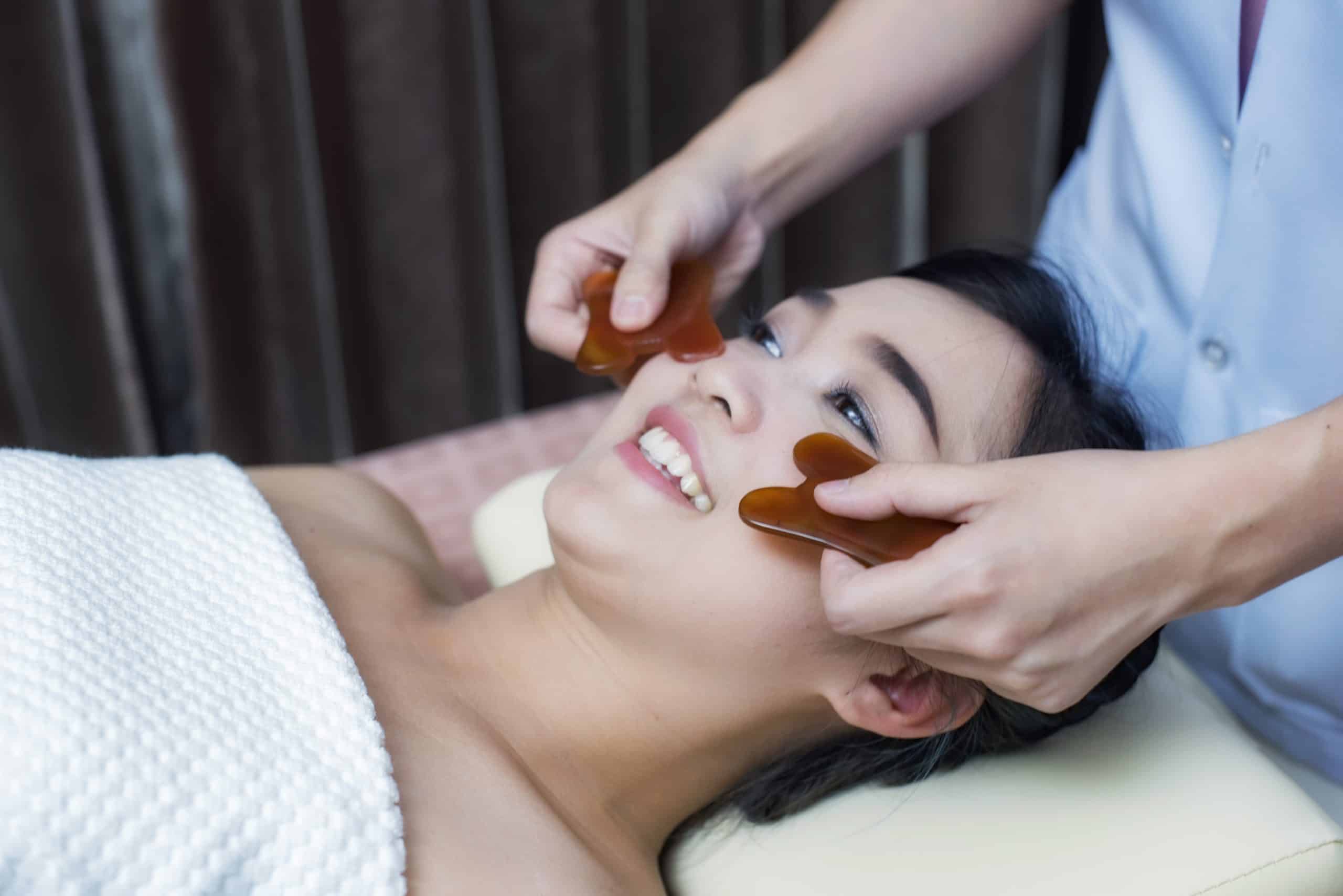 Apa Itu Facial Wajah dan Manfaatnya untuk Kesehatan Kulit?